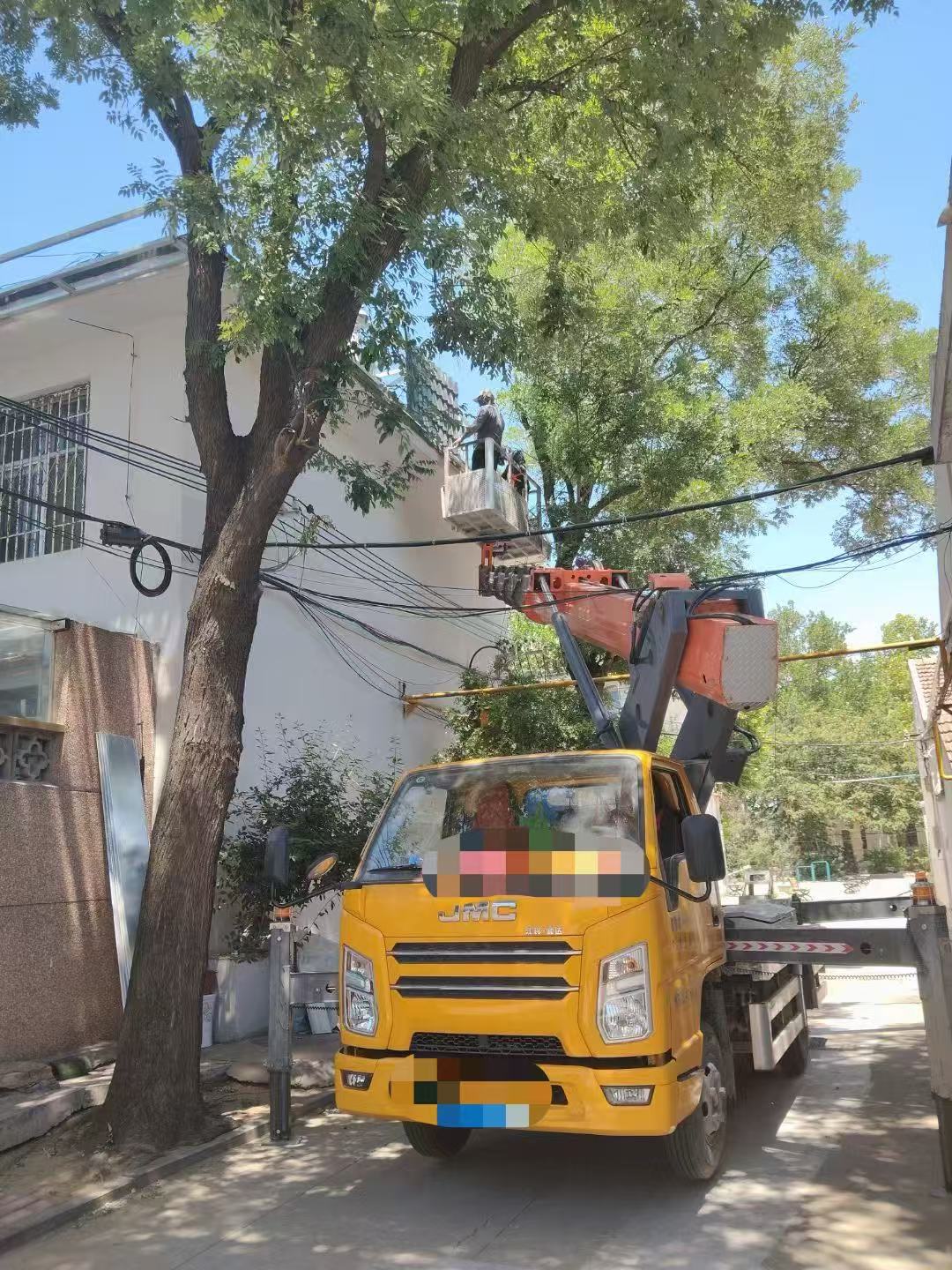 天宁区高空作业车能吊装重物吗？最大承载多少公斤？